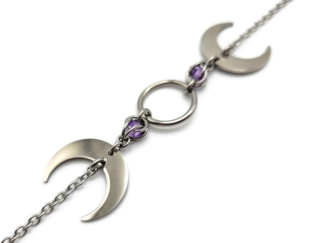 Moon Phase Chain Necklace For Women - Lunar Eclipse Choker With Crescent & Full Moon Pendant, 18.11 Inch